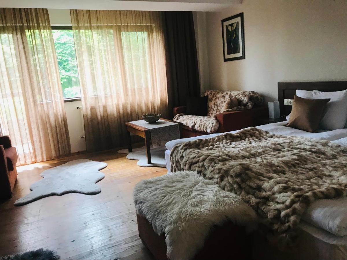 Hotel Smilen Smolyan Buitenkant foto