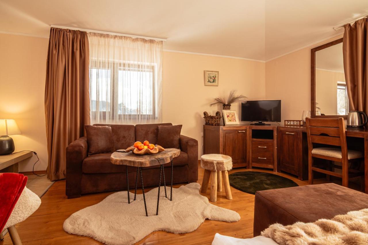 Hotel Smilen Smolyan Buitenkant foto