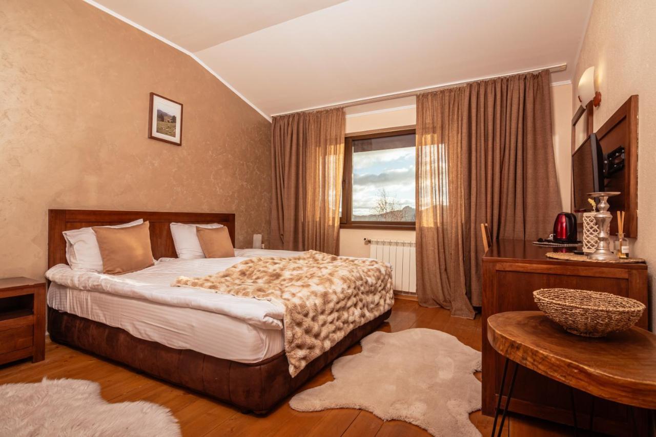 Hotel Smilen Smolyan Buitenkant foto