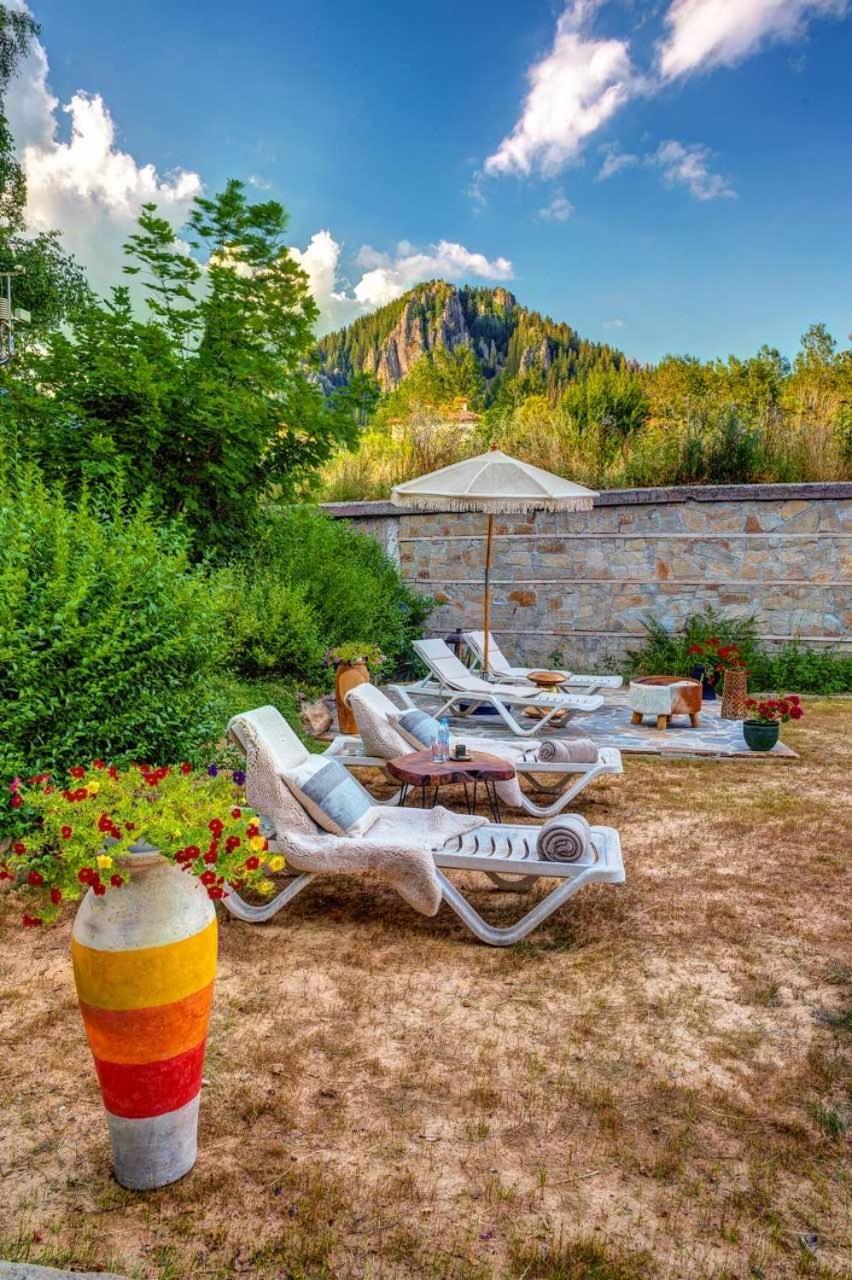 Hotel Smilen Smolyan Buitenkant foto