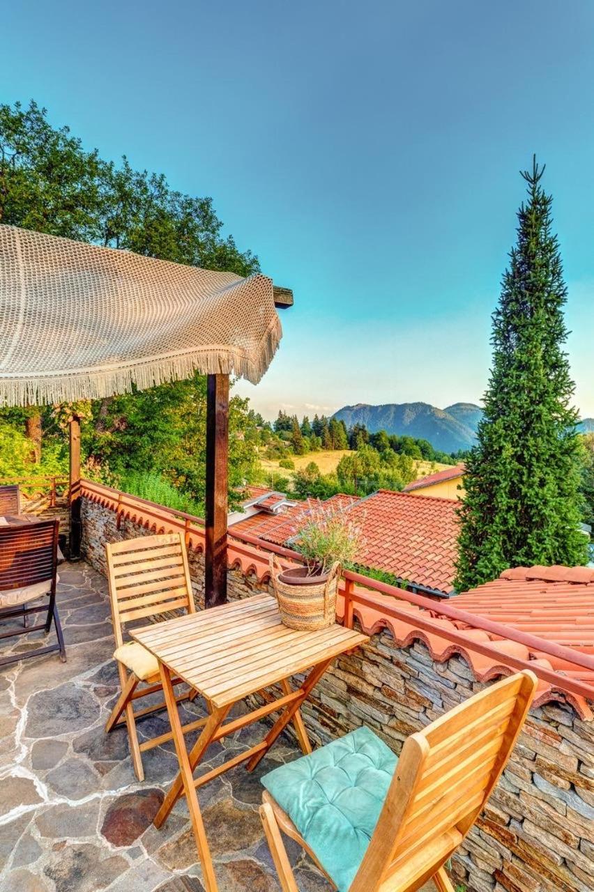 Hotel Smilen Smolyan Buitenkant foto