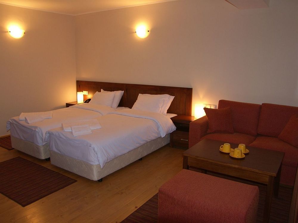 Hotel Smilen Smolyan Buitenkant foto
